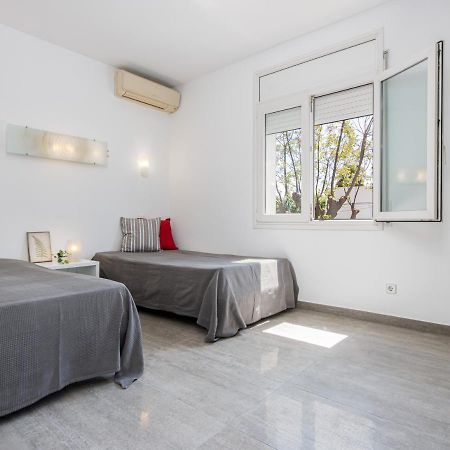 Goldhome - New House With Private Heated Pool, Parking, Wifi, Games Room Эмпуриабрава Экстерьер фото